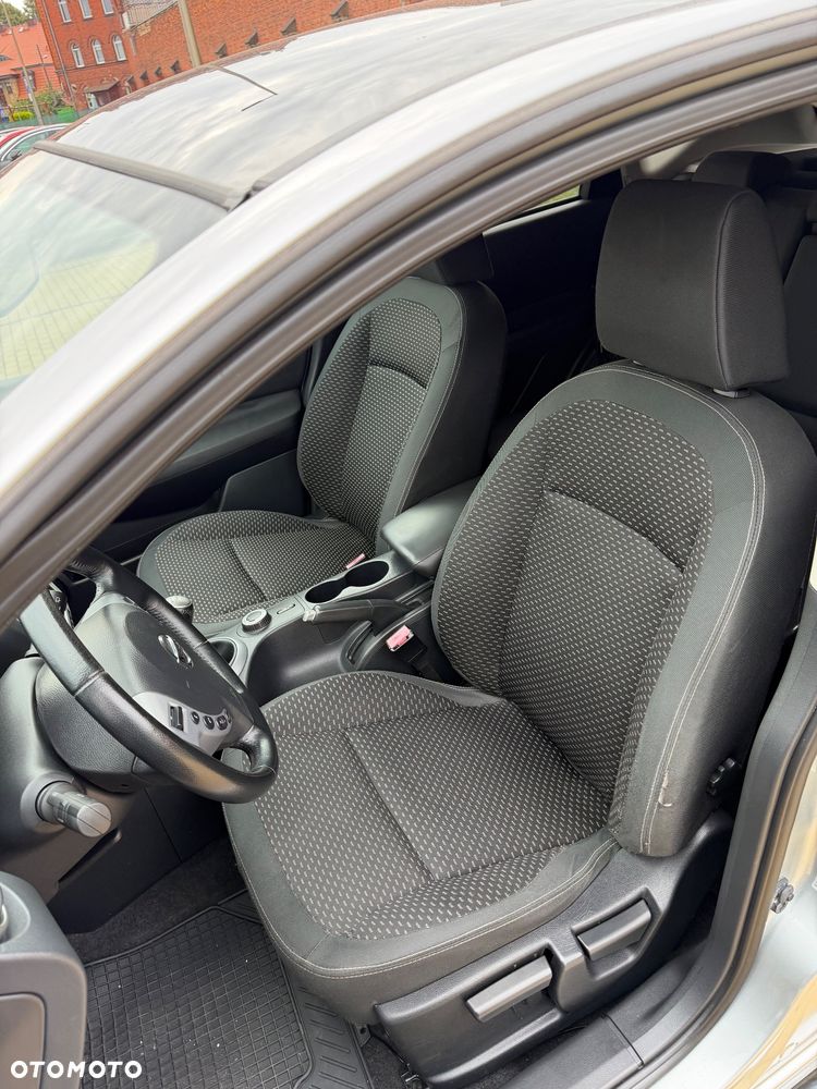 Nissan Qashqai 2.0 4 x 4 tekna - 11