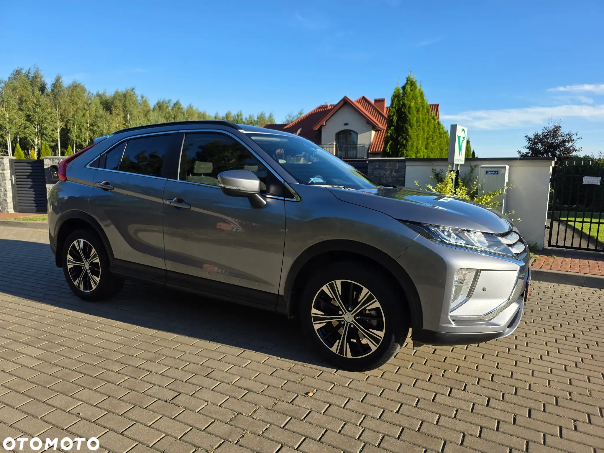 Mitsubishi Eclipse Cross - 4