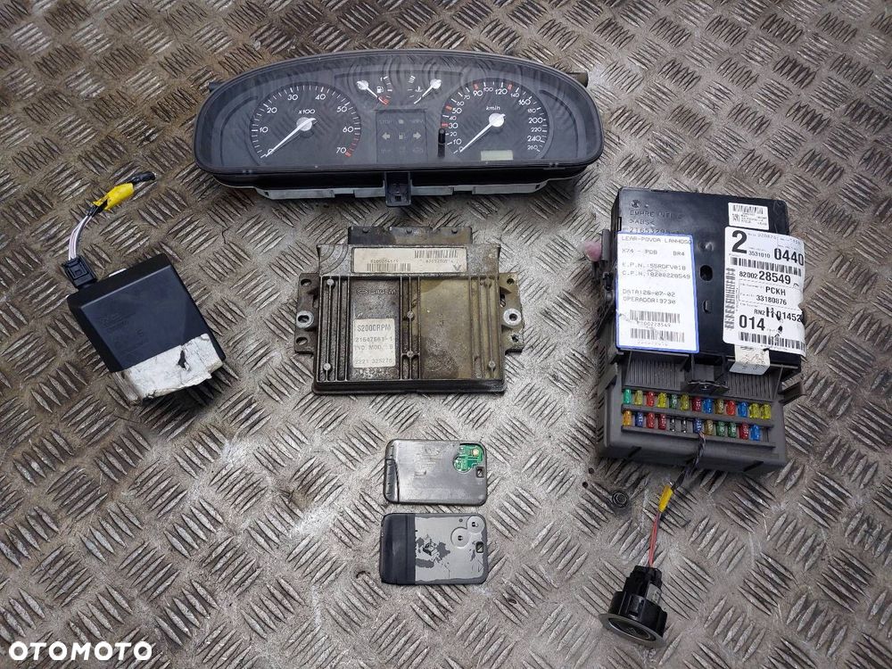 ZESTAW STARTOWY RENAULT LAGUNA II 1.8 16V 8200264679 8200230514 8200218861 - 1