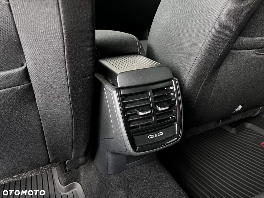 Skoda Kamiq 1.5 TSI Drive DSG - 22