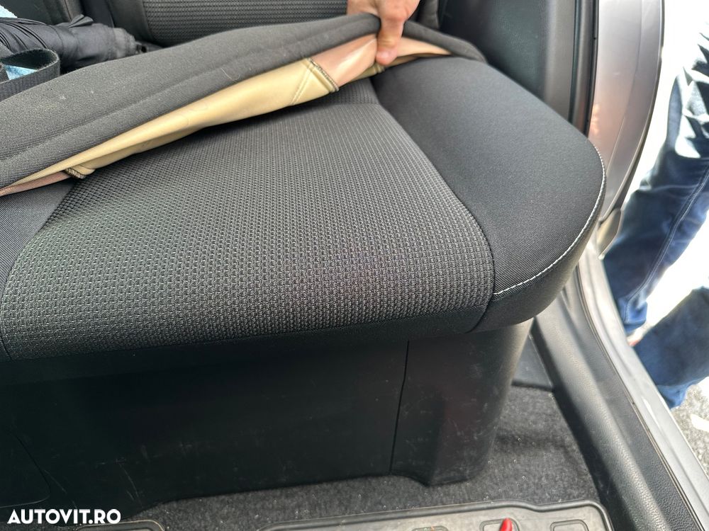 Toyota RAV4 2.5 VVT-i 4x4 Elegance - 18
