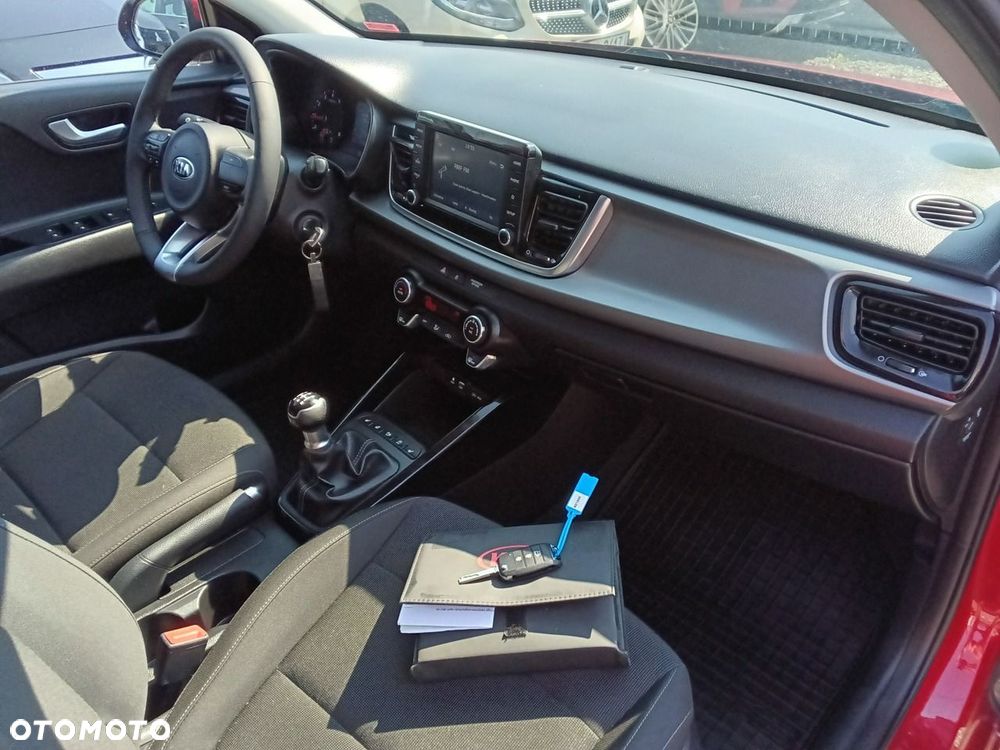 Kia Rio - 7