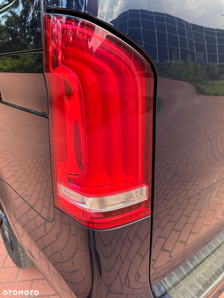Mercedes-Benz Klasa V 300 d kompakt 9G-TRONIC Special Edition Style - 10