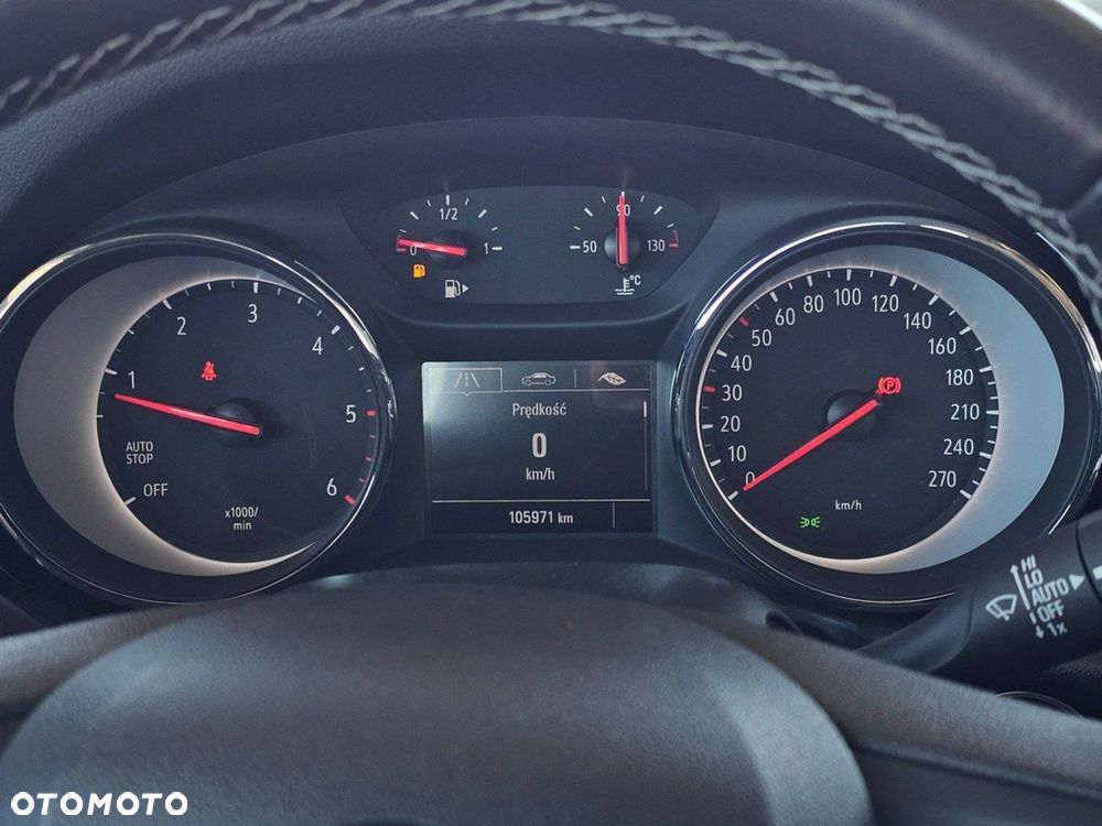Opel Insignia - 14