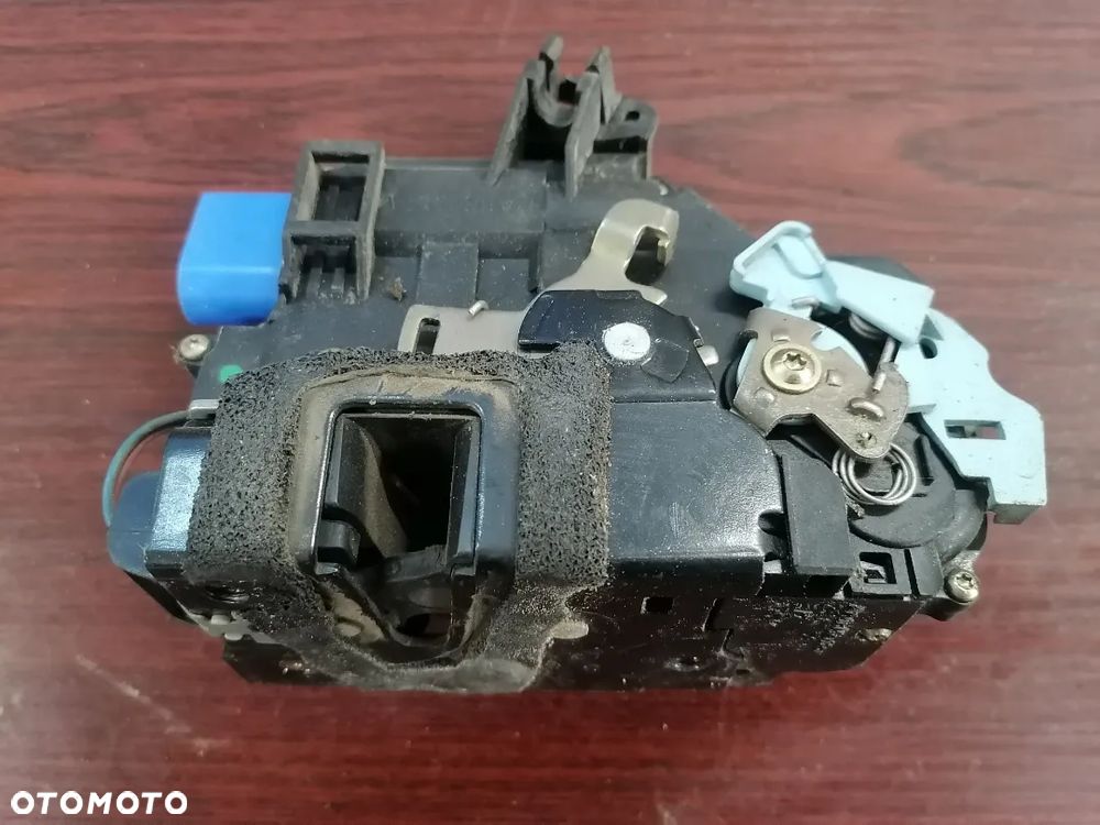 Zamek Drzwi Lewy/Prawy Przód Audi VW Skoda Seat 3D1837015 3D1837016 - 7