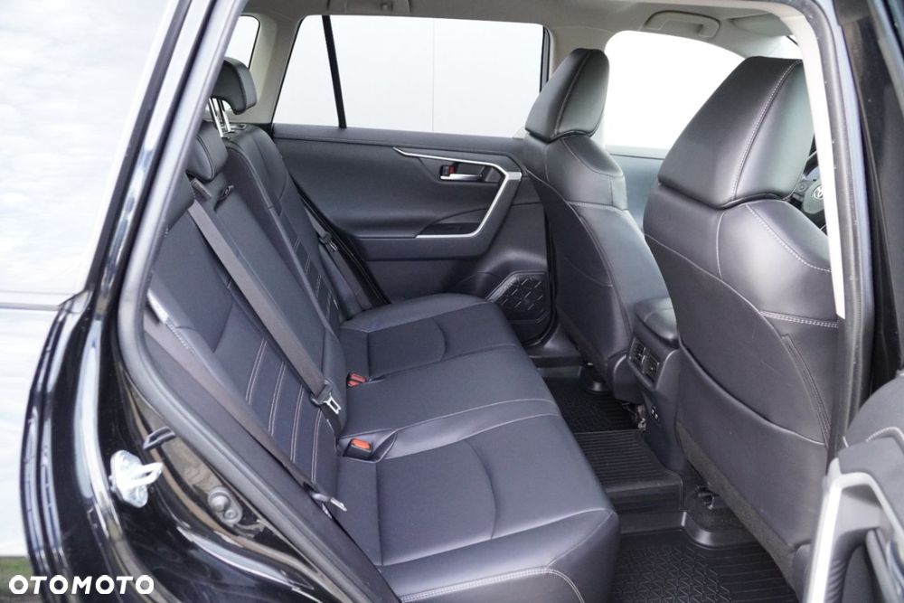 Toyota RAV4 - 7