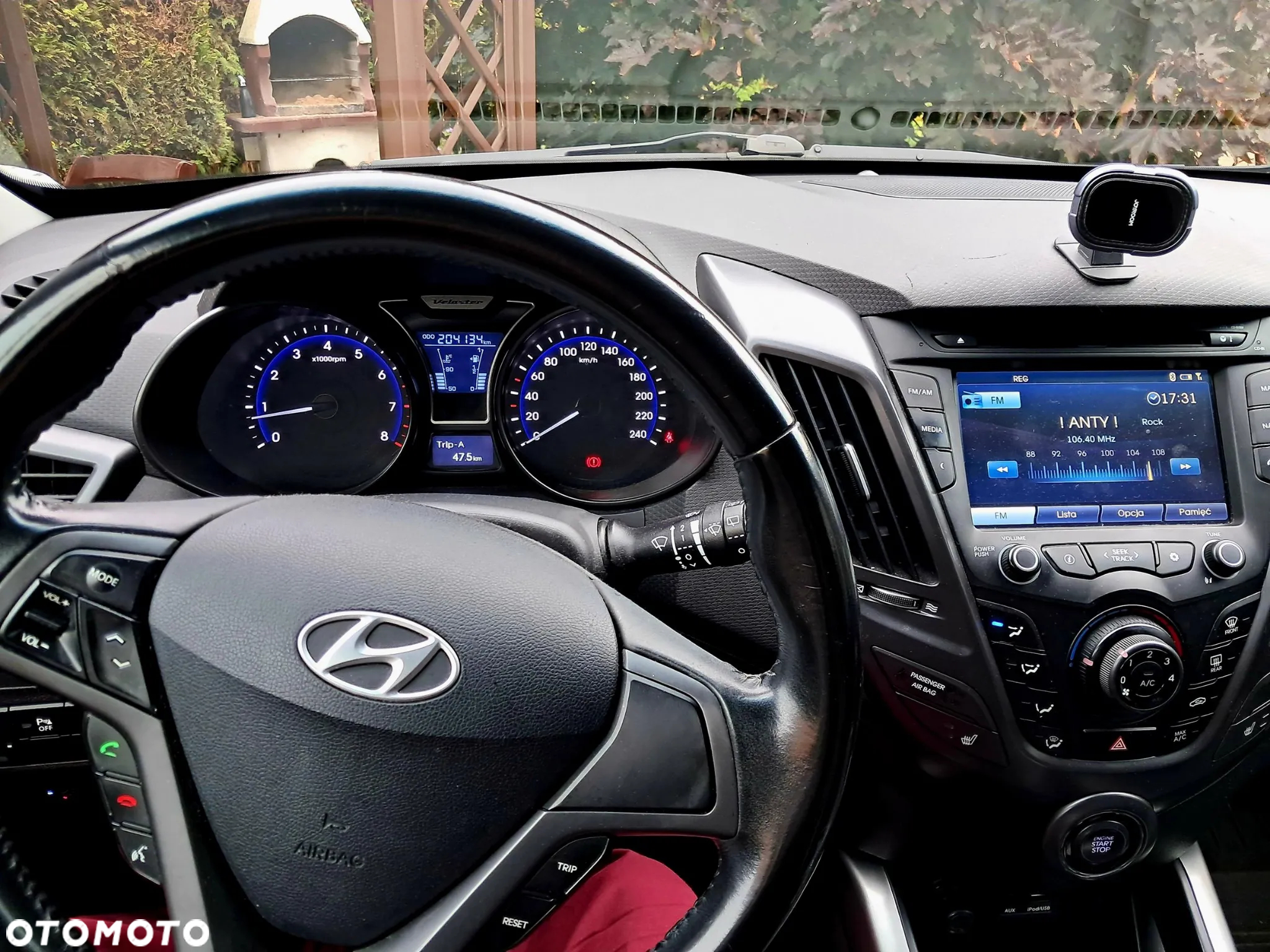 Hyundai Veloster 1.6 T-GDI Executive - 10