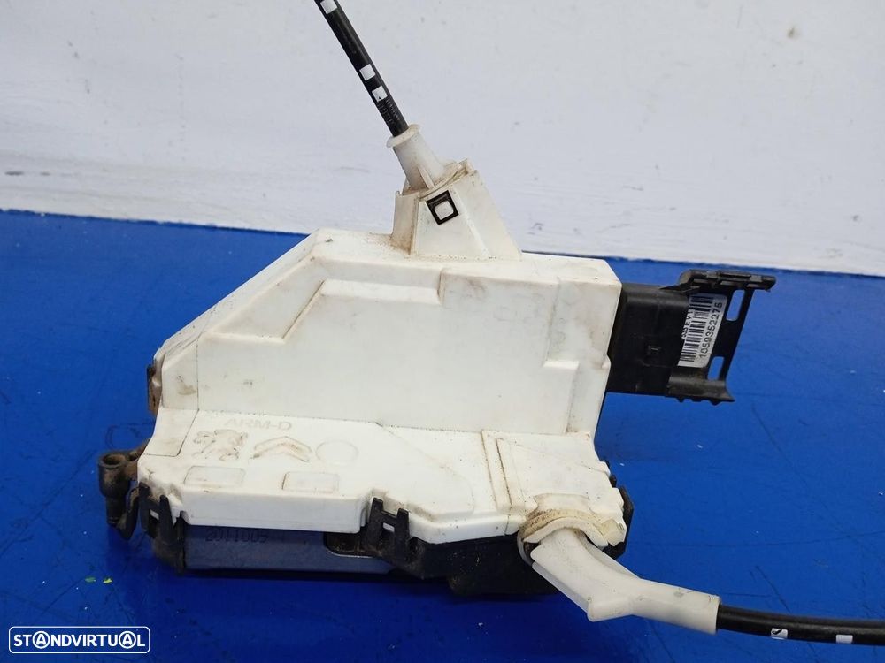 FECHADURA PORTA FRONTAL DIREITA CITROEN BERLINGO 2009 -1059352275 - 2