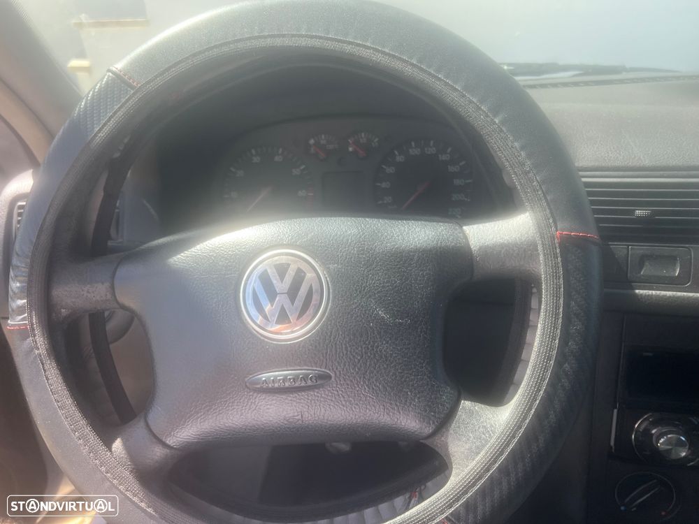 VW Golf 1.4i Confort - 6