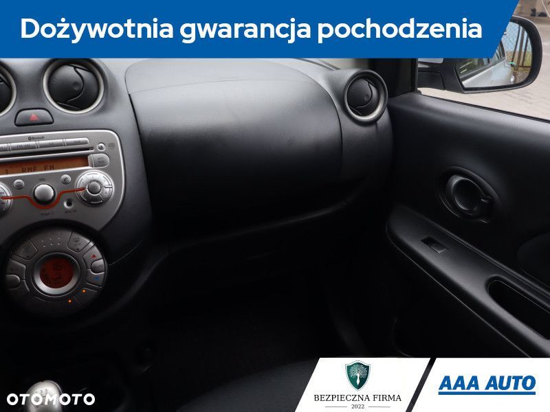Nissan Micra - 10