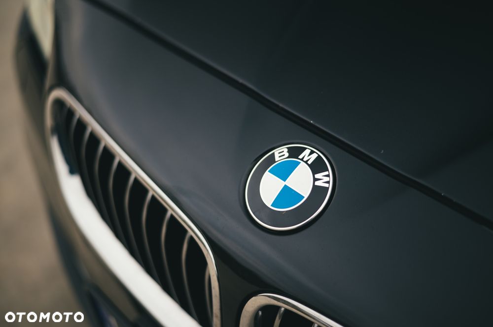 BMW Seria 5 535i xDrive Luxury Line - 7
