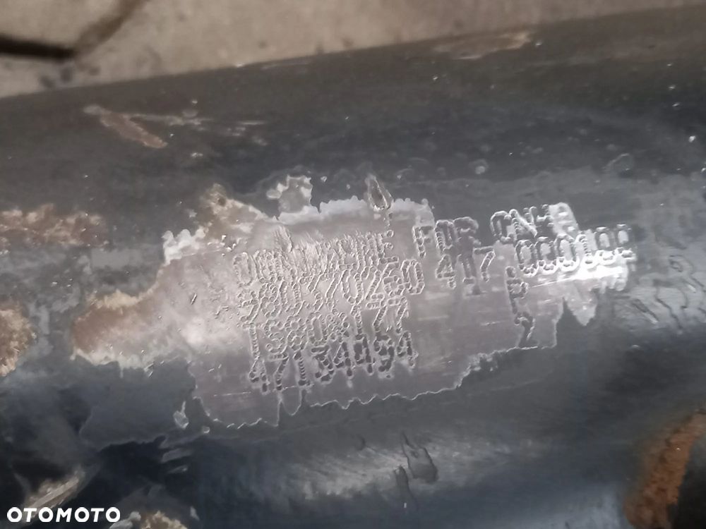 Siłownik podnośnika fi80mm Case Maxxum 140 - 3