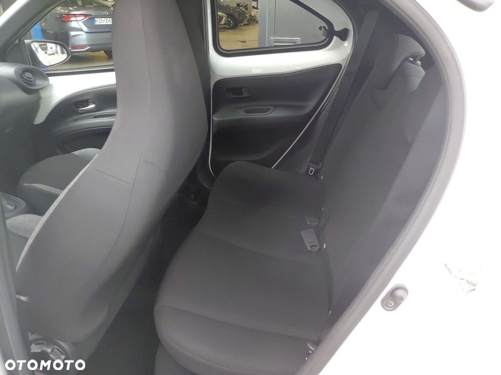 Toyota Aygo X - 14