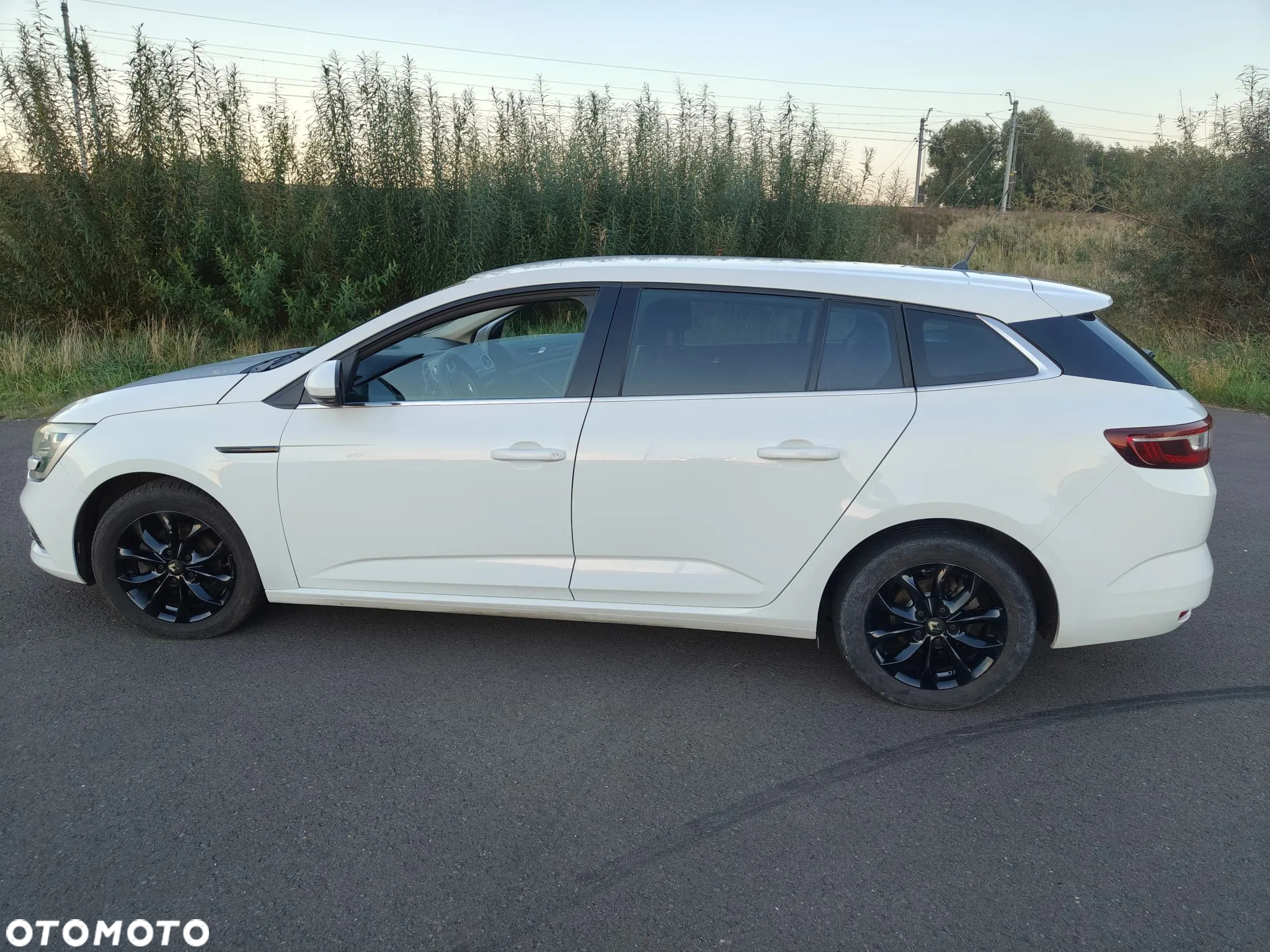 Renault Megane 1.6 SCe Life - 8