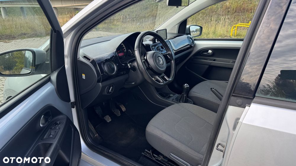 Volkswagen up! - 14
