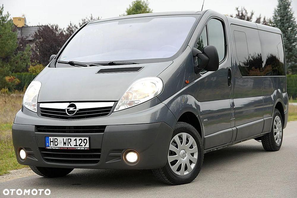 Opel Vivaro - 2