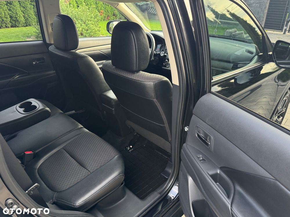 Mitsubishi Outlander 2.2 DID Intense - 26