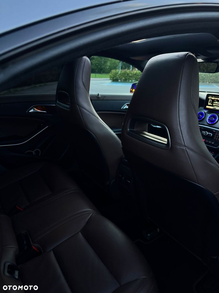 Mercedes-Benz CLA - 28