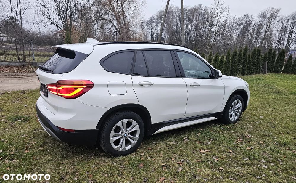 BMW X1 xDrive18d Sport Line - 5