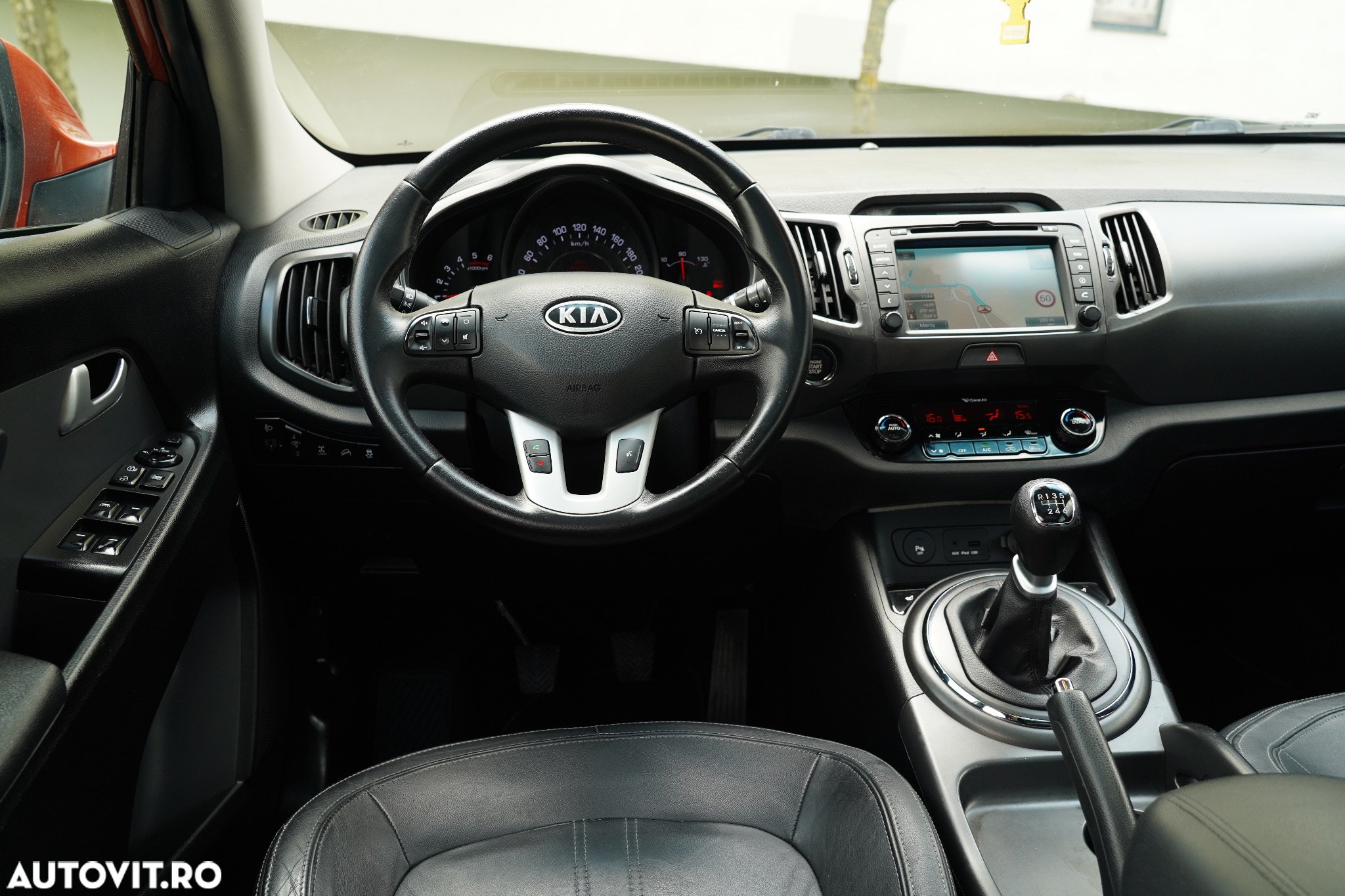 Kia Sportage 2.0 DSL MT 4x4 PREMIUM - 11