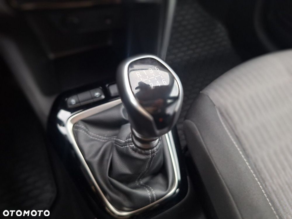 Opel Corsa 1.2 Edition S&S - 32