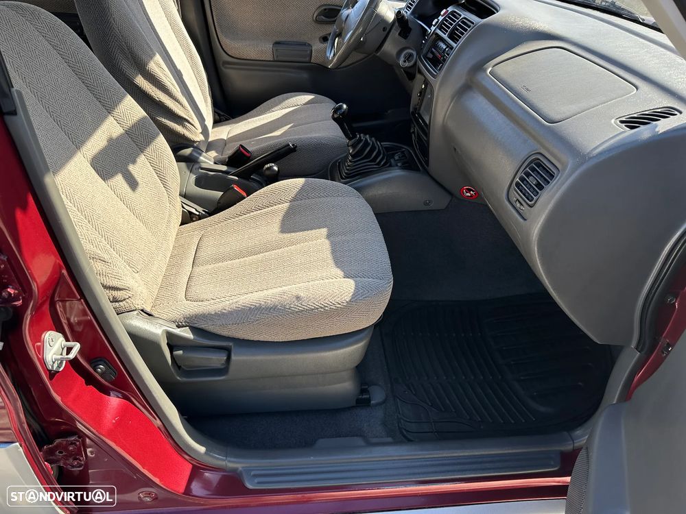 Suzuki Grand Vitara Metal Top 2.0 TDi - 35
