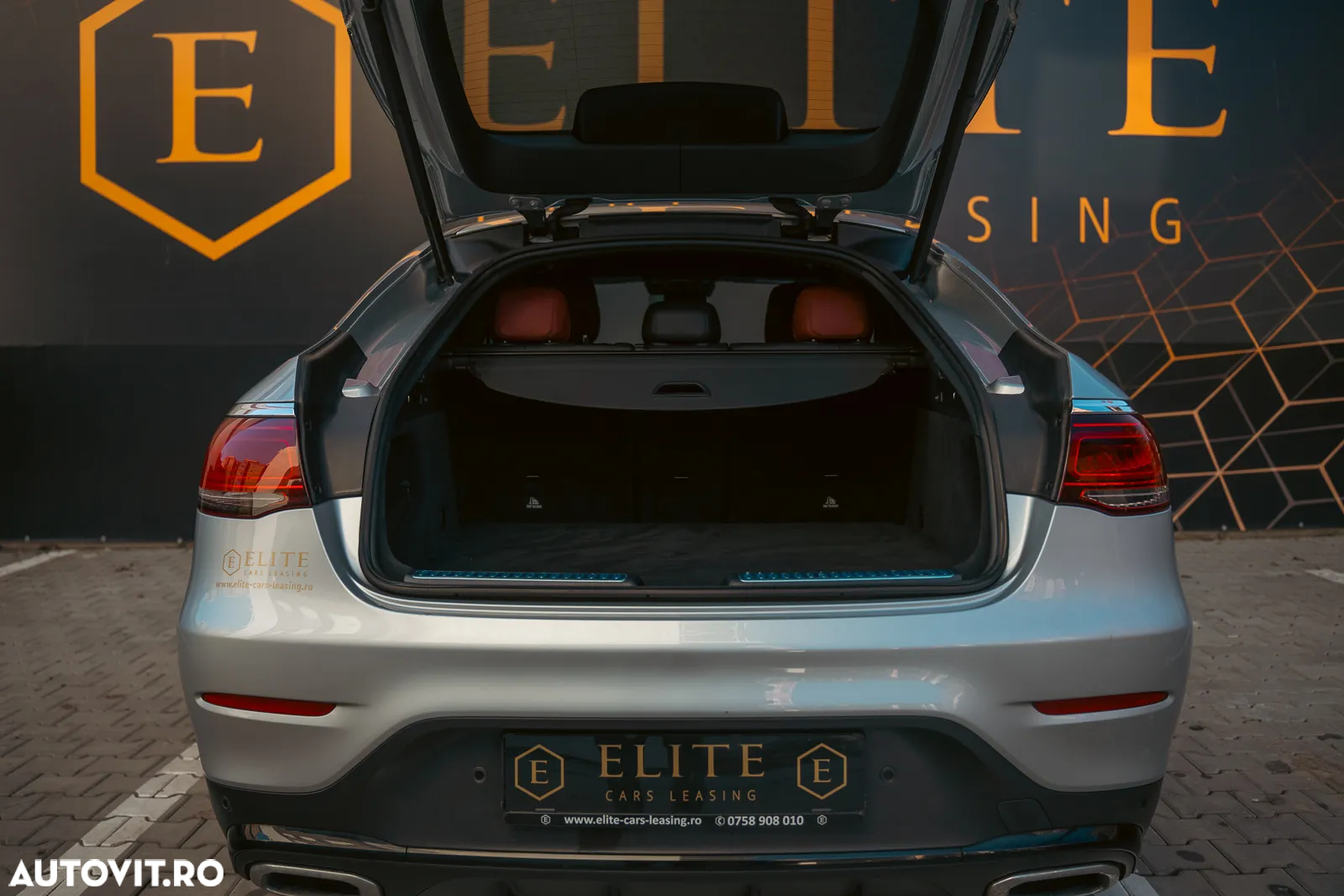 Mercedes-Benz GLC Coupe 200 d 4Matic 9G-TRONIC AMG Line - 29