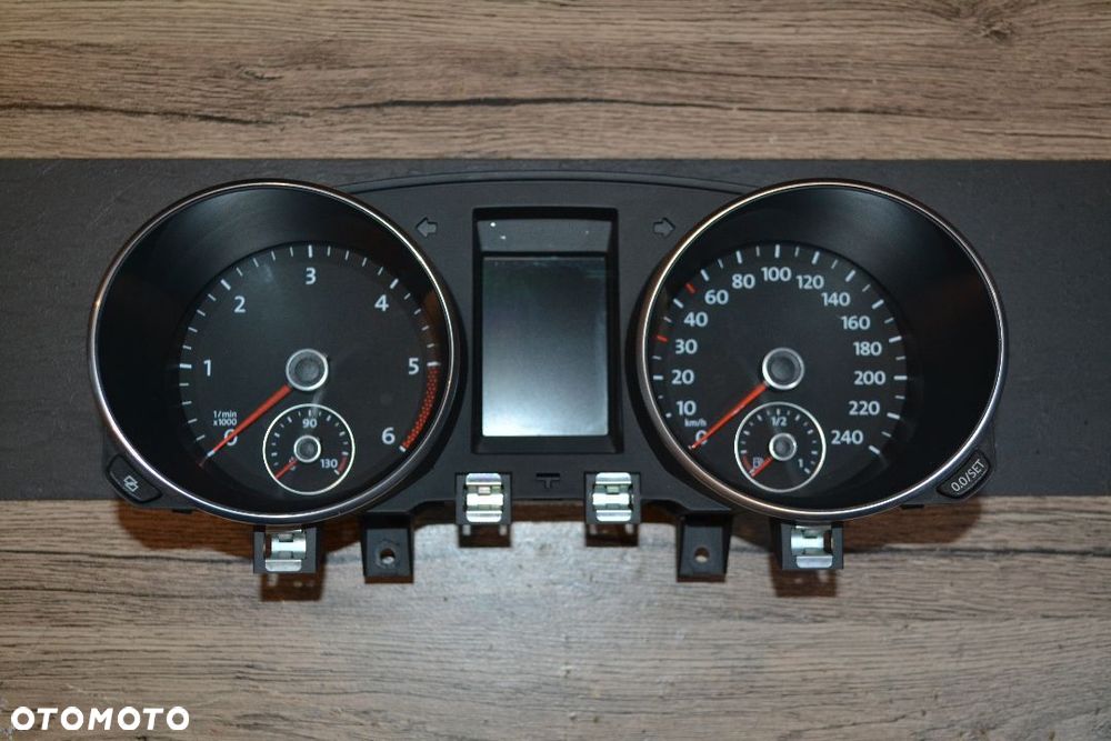 VW GOLF VI TDI LICZNIK ZEGAR 5K0920871A EUROPA - 1