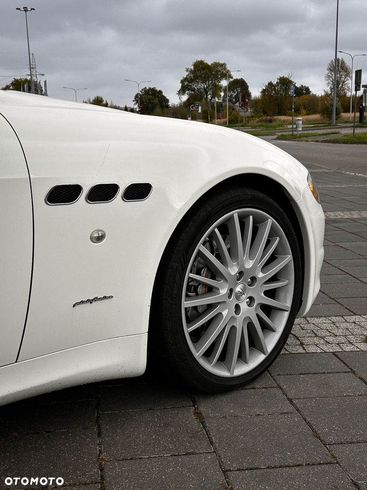 Maserati Quattroporte S - 6