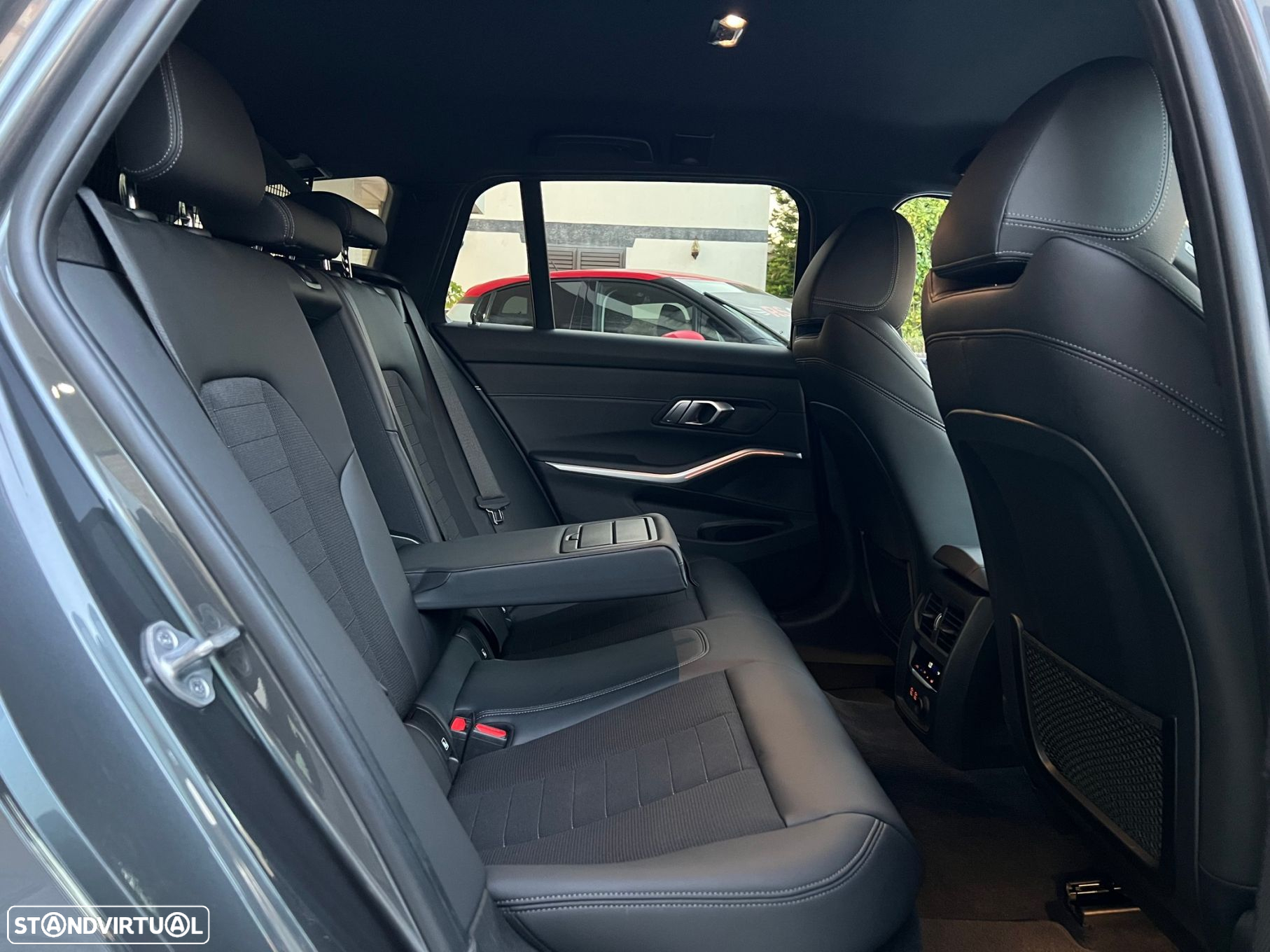 BMW 320 d Touring Line Sport Auto - 29