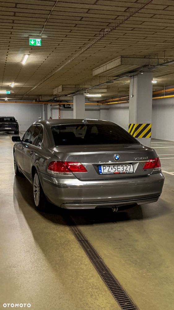 BMW Seria 7 730d - 4