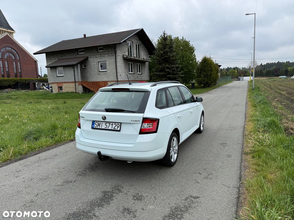 Skoda Fabia 1.0 MPI Ambition - 5