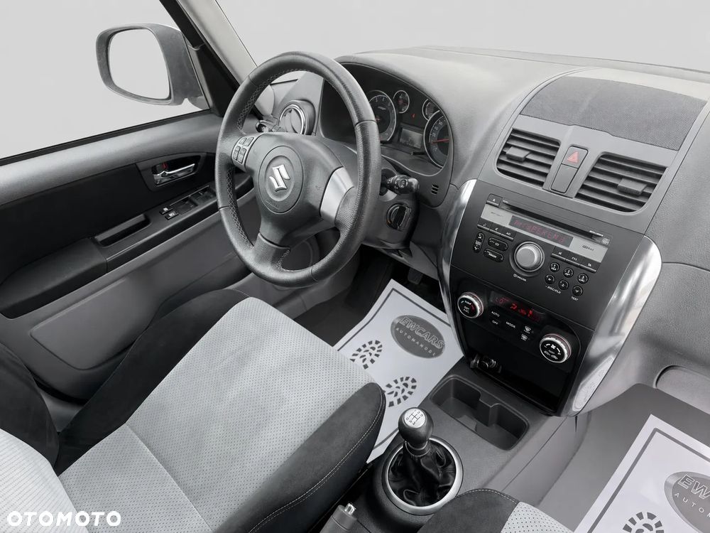 Suzuki SX4 1.6 VVT 4x4 Comfort - 17