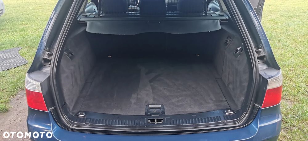 BMW Seria 5 525d - 16