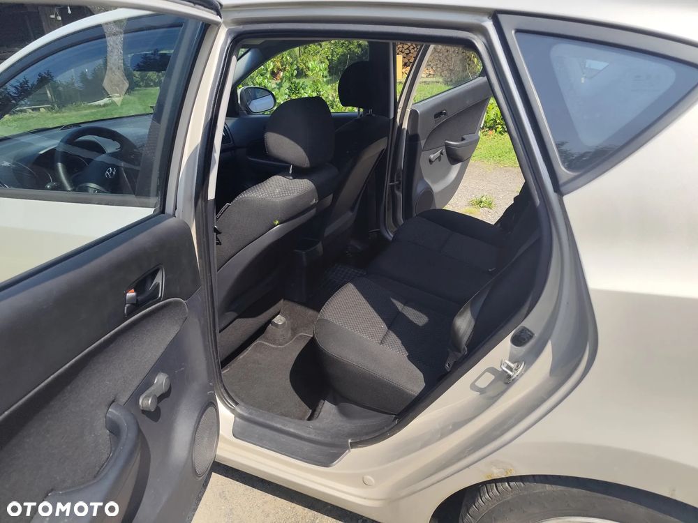 Hyundai i30 1.4 Classic - 8