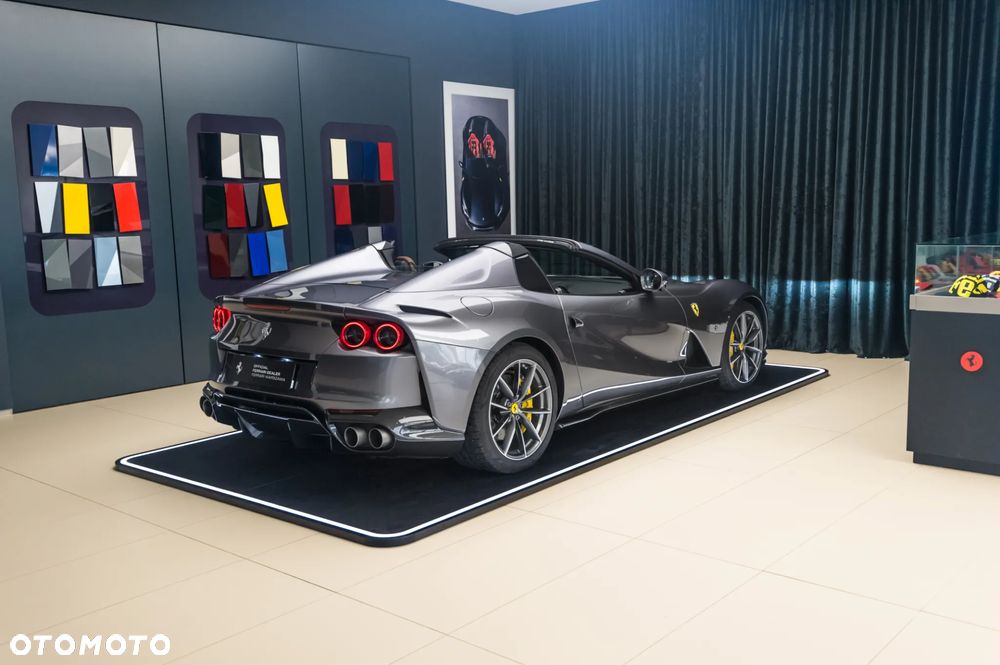 Ferrari 812 GTS - 8