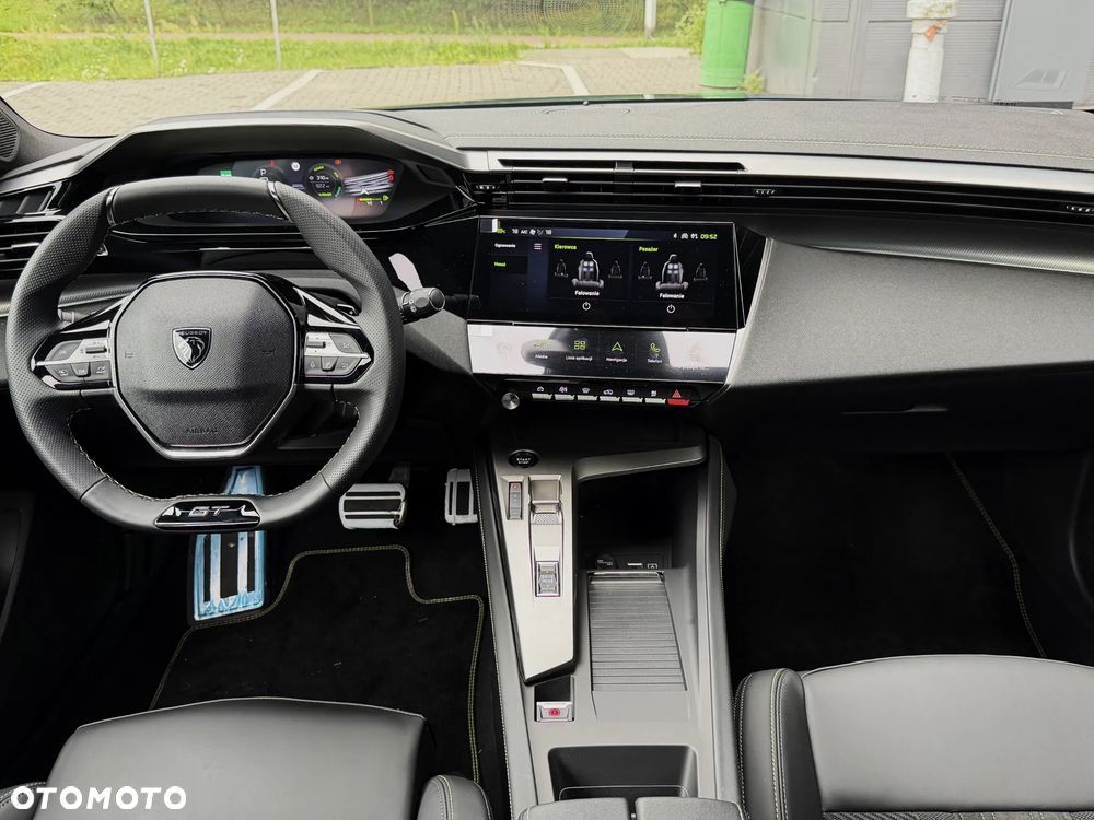 Peugeot 308 1.2 mHEV GT S&S e-DCS6 - 21