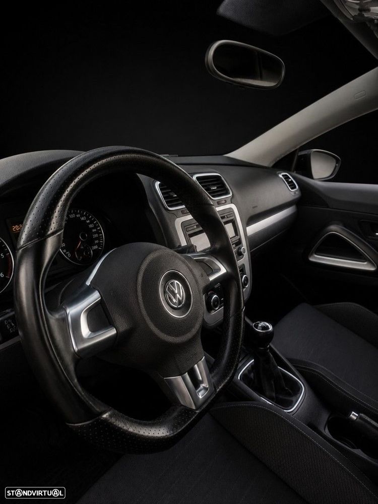 VW Scirocco 2.0 TDI Sport - 13