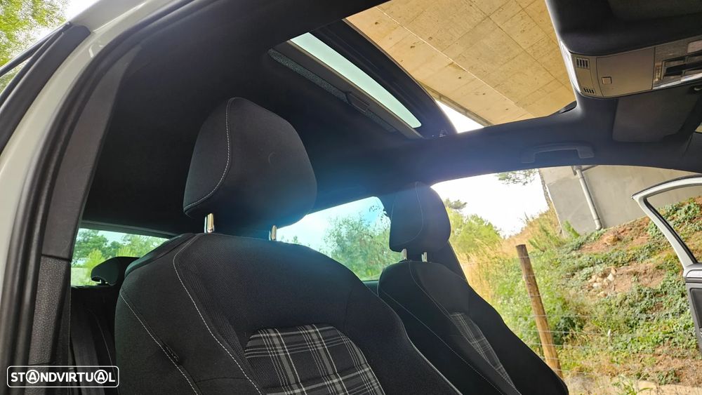 VW Golf 2.0 TDI GTD DSG - 30