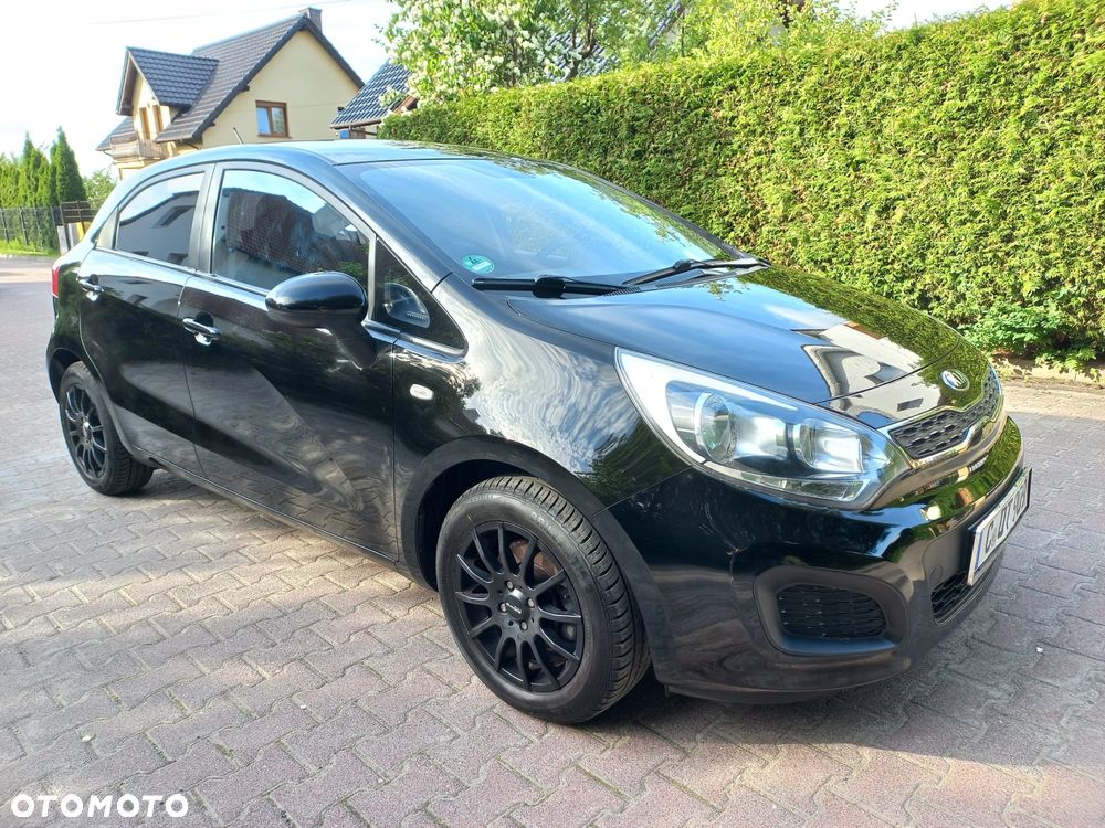 Kia Rio 1.2 Attract - 3