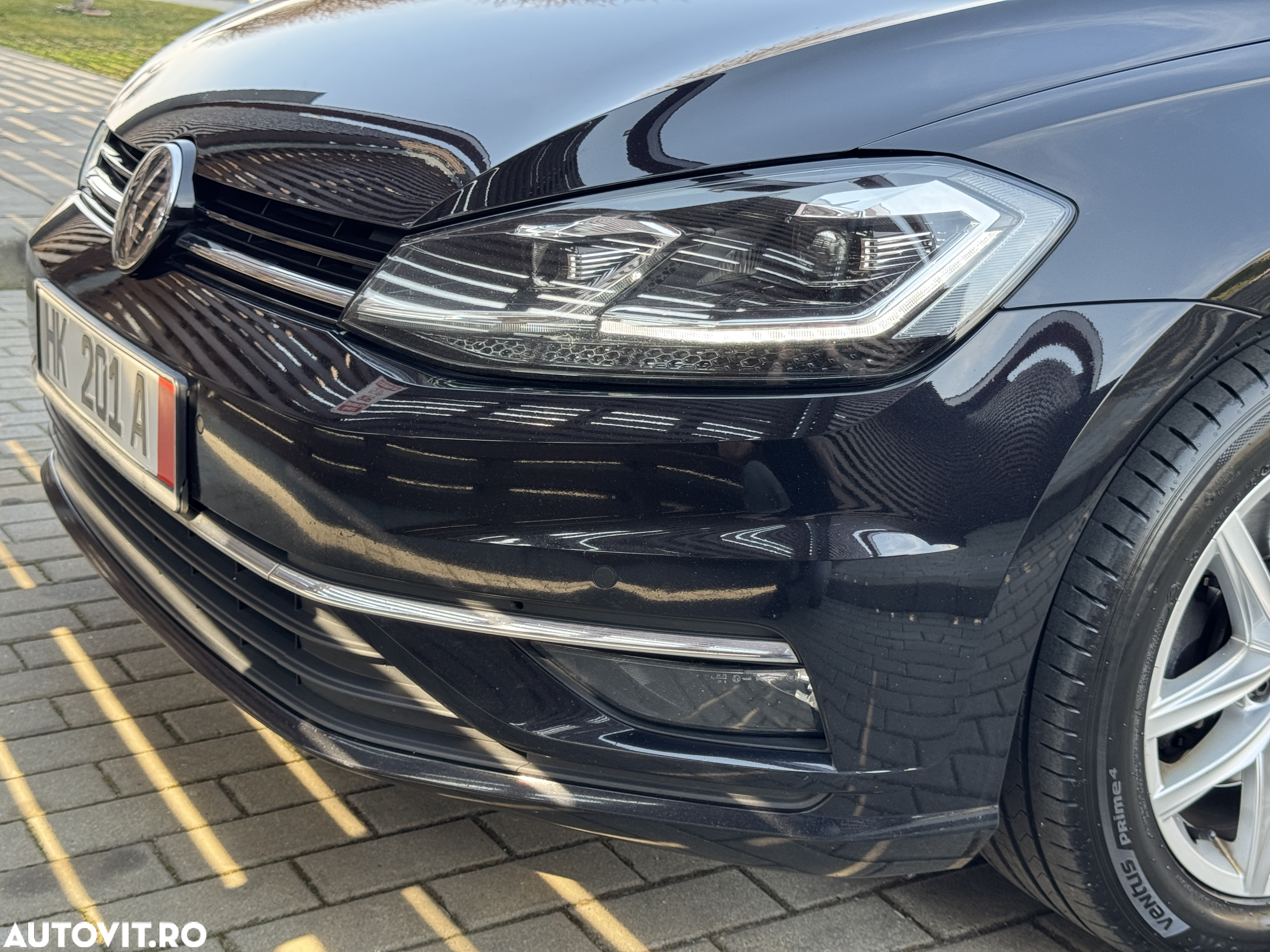 Volkswagen Golf 1.6 TDI DSG Highline - 17