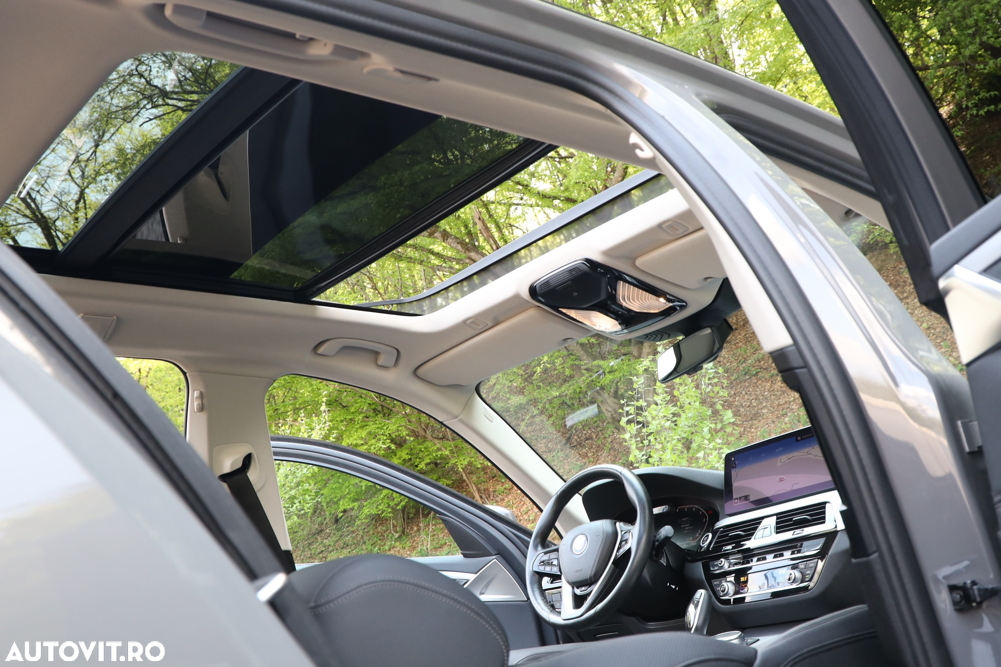 BMW Seria 5 520d xDrive AT MHEV - 34