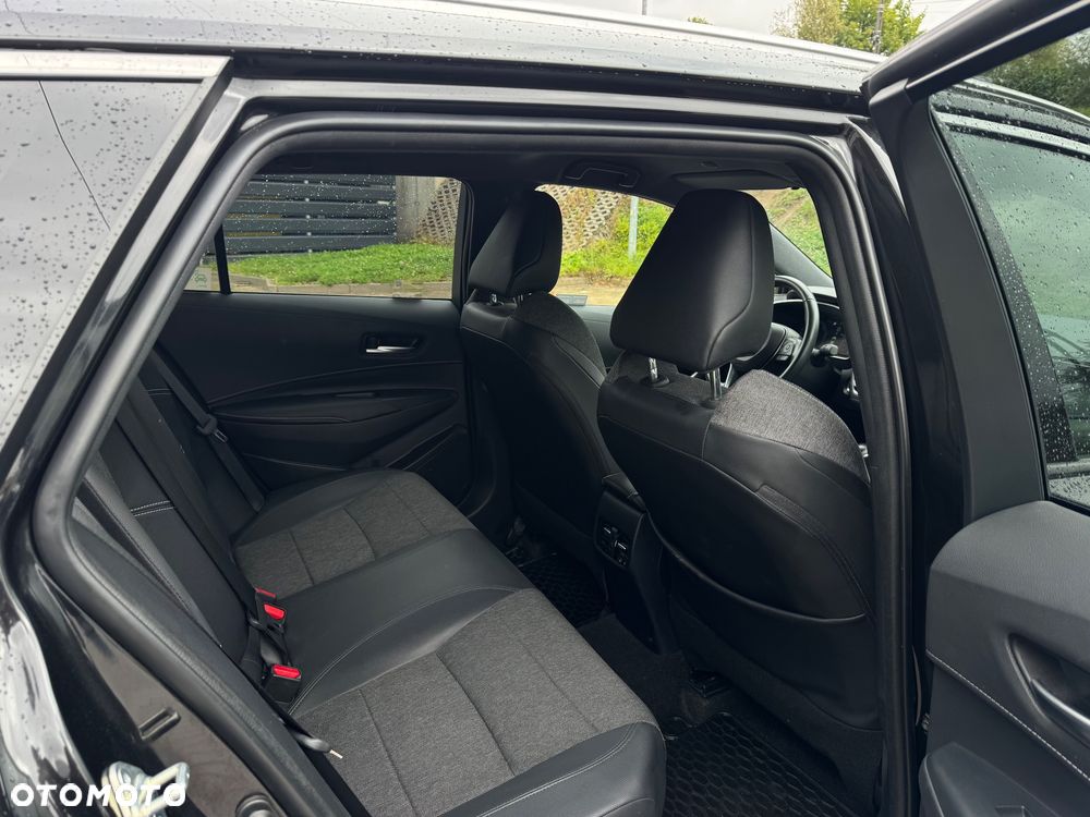 Toyota Corolla 1.8 Hybrid Style - 13