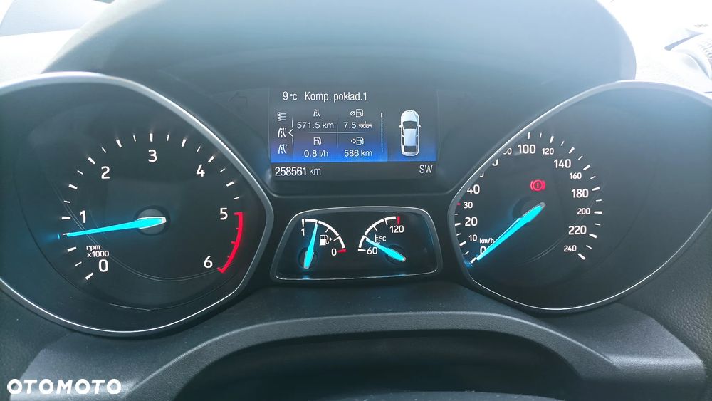 Ford Kuga 2.0 TDCi FWD Titanium - 14