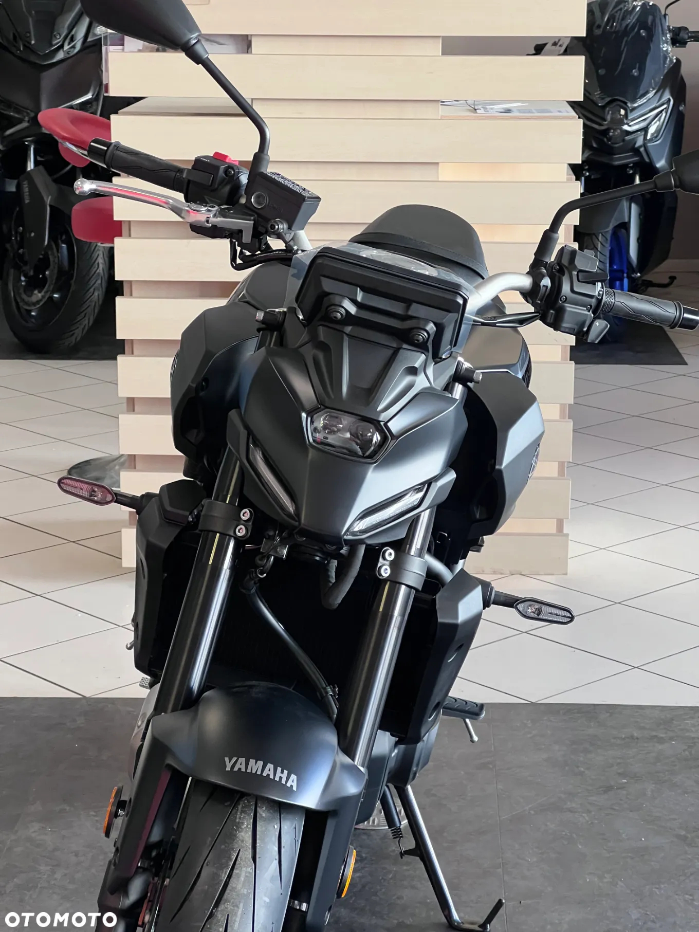 Yamaha MT - 5