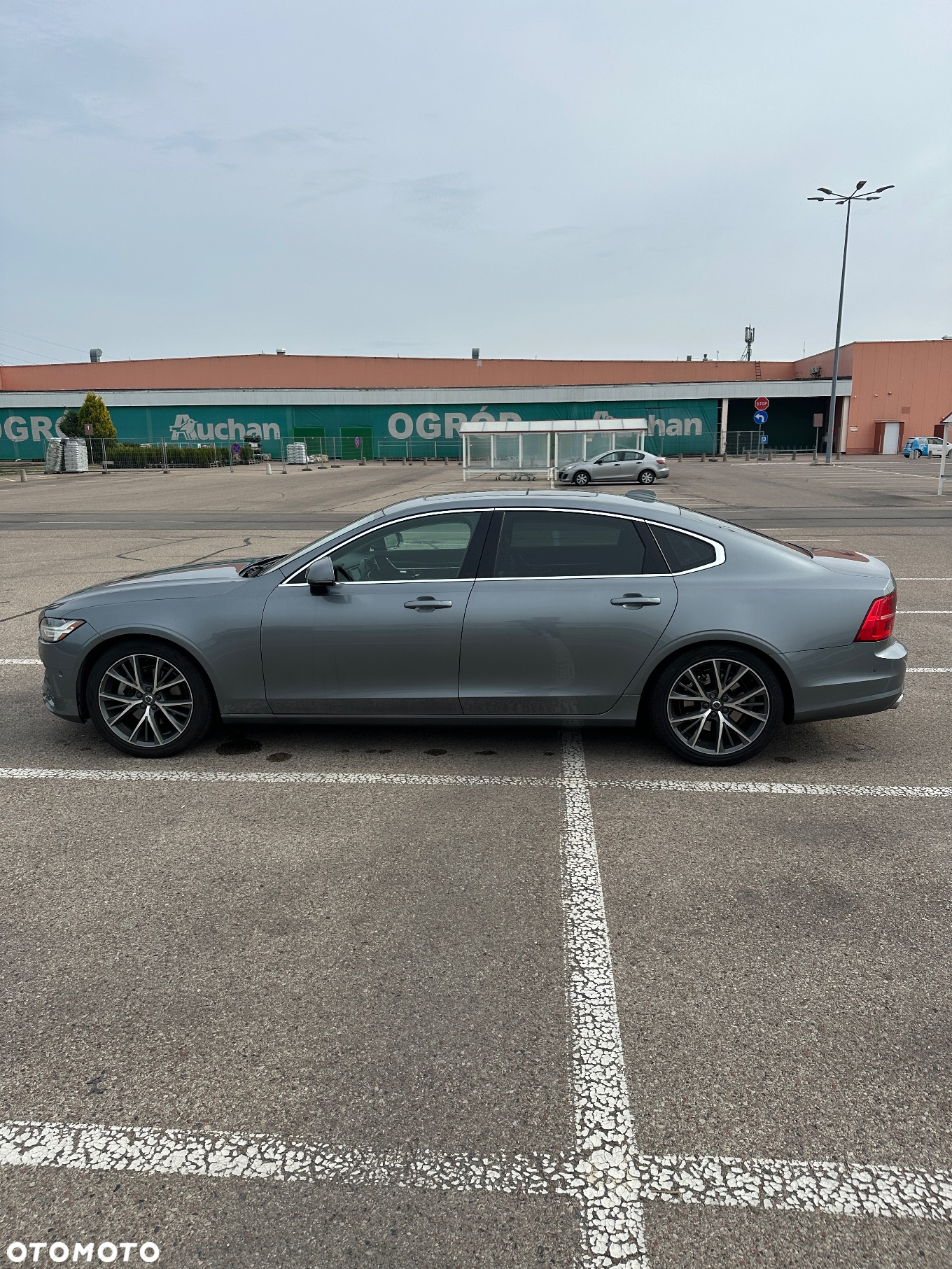 Volvo S90 T5 Momentum - 2