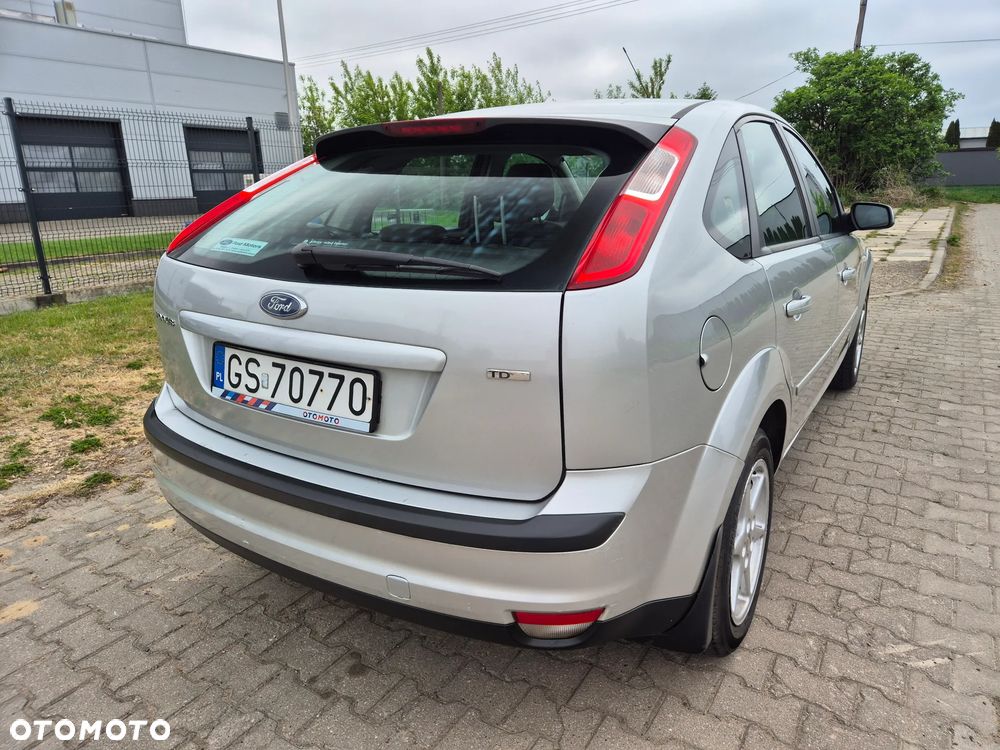 Ford Focus 1.6 TDCi Ambiente - 20