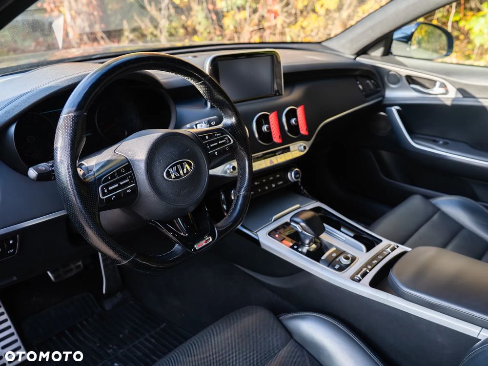 Kia Stinger 2.0 T-GDI GT Line - 14