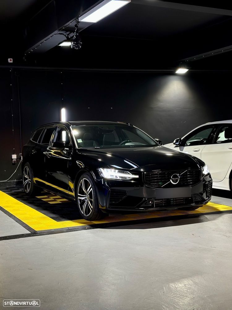 Volvo V60 2.0 T6 AWD TE R-Design - 1