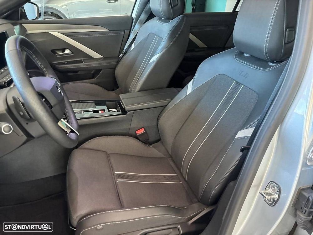 Opel Astra 1.2 T GS Aut. - 9